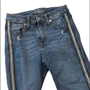 WILD FABLE * Size 00 / 24 Distressed Side Stripe Skinny Jeans